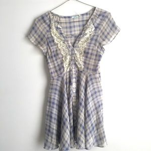 Urban Outfitters goes Country